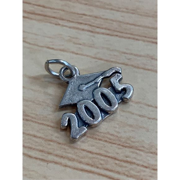 .925 Graduate 2005 Sterling Silver Jewelry Charm - Picture 4 of 4